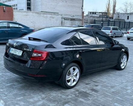 Черный Шкода Октавия, объемом двигателя 1.6 л и пробегом 61 тыс. км за 15900 $, фото 4 на Automoto.ua