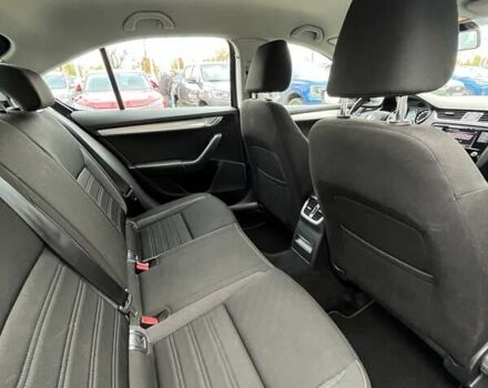 Чорний Шкода Октавія, об'ємом двигуна 1.4 л та пробігом 134 тис. км за 11878 $, фото 9 на Automoto.ua