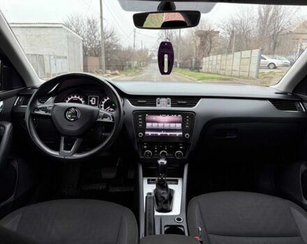 Черный Шкода Октавия, объемом двигателя 1.6 л и пробегом 250 тыс. км за 13999 $, фото 9 на Automoto.ua