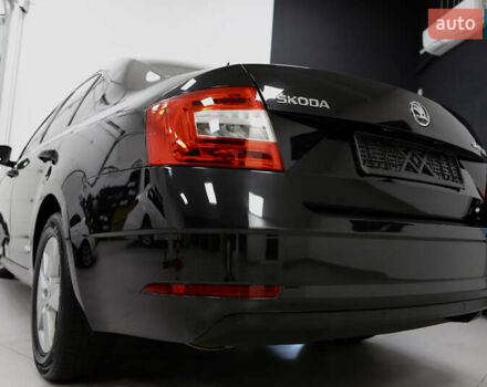 Черный Шкода Октавия, объемом двигателя 1.97 л и пробегом 163 тыс. км за 15900 $, фото 30 на Automoto.ua