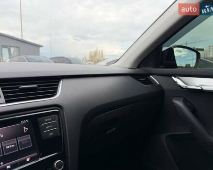Чорний Шкода Октавія, об'ємом двигуна 1.8 л та пробігом 165 тис. км за 16500 $, фото 62 на Automoto.ua
