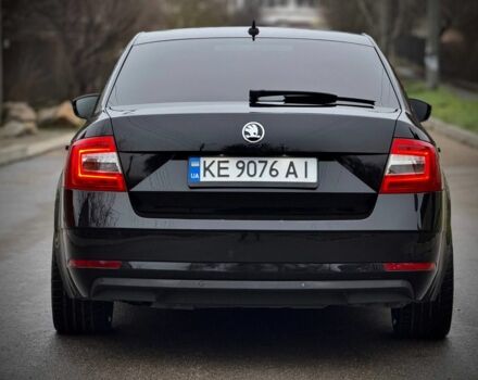 Черный Шкода Октавия, объемом двигателя 1.6 л и пробегом 250 тыс. км за 13999 $, фото 4 на Automoto.ua