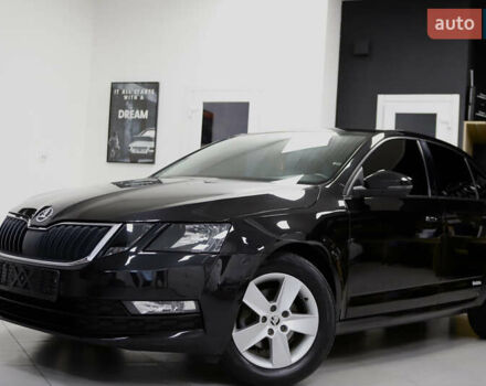 Черный Шкода Октавия, объемом двигателя 1.97 л и пробегом 163 тыс. км за 15900 $, фото 2 на Automoto.ua