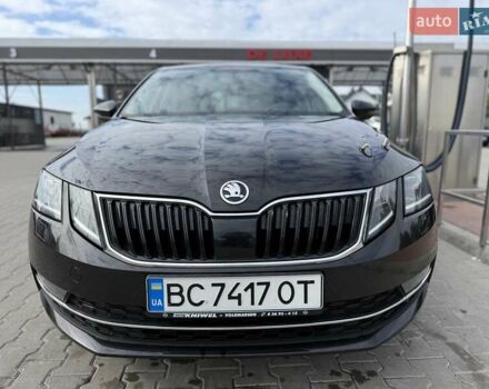 Шкода Октавия 2018 в Львове на Automoto.ua Черный Шкода Октавия, объемом двигателя 1.6 л и пробегом 247 тыс. км за 15900 $, фото 7 на Automoto.ua