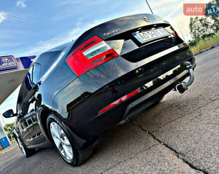 Чорний Шкода Октавія, об'ємом двигуна 2.01 л та пробігом 165 тис. км за 18550 $, фото 13 на Automoto.ua