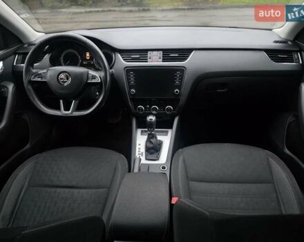 Чорний Шкода Октавія, об'ємом двигуна 2 л та пробігом 228 тис. км за 13999 $, фото 27 на Automoto.ua