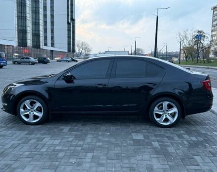 Черный Шкода Октавия, объемом двигателя 1.6 л и пробегом 61 тыс. км за 15900 $, фото 7 на Automoto.ua