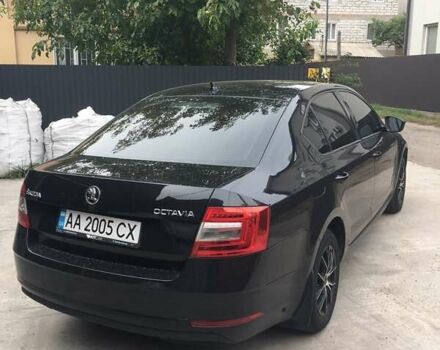 Черный Шкода Октавия, объемом двигателя 1.6 л и пробегом 155 тыс. км за 12500 $, фото 2 на Automoto.ua