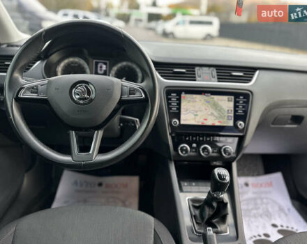 Шкода Октавия 2019 в Береговом на Automoto.ua Черный Шкода Октавия, объемом двигателя 1.97 л и пробегом 244 тыс. км за 15500 $, фото 32 на Automoto.ua