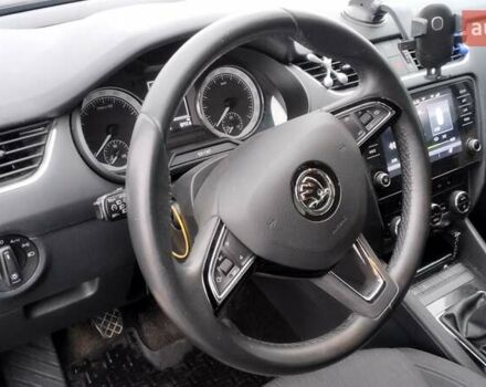 Чорний Шкода Октавія, об'ємом двигуна 1.6 л та пробігом 178 тис. км за 14300 $, фото 8 на Automoto.ua