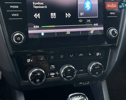 Чорний Шкода Октавія, об'ємом двигуна 2 л та пробігом 208 тис. км за 17999 $, фото 19 на Automoto.ua