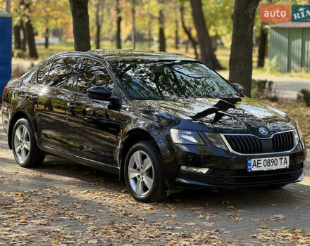 Черный Шкода Октавия, объемом двигателя 1.6 л и пробегом 99 тыс. км за 15700 $, фото 7 на Automoto.ua