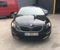 Черный Шкода Октавия, объемом двигателя 1.6 л и пробегом 155 тыс. км за 12500 $, фото 1 на Automoto.ua