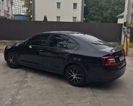 Черный Шкода Октавия, объемом двигателя 1.6 л и пробегом 155 тыс. км за 12500 $, фото 3 на Automoto.ua