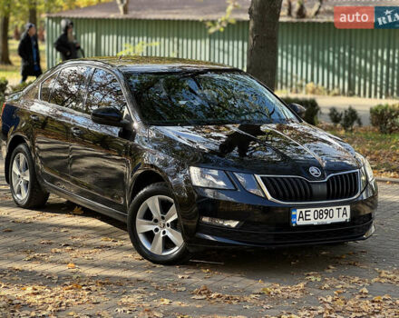 Черный Шкода Октавия, объемом двигателя 1.6 л и пробегом 99 тыс. км за 15700 $, фото 5 на Automoto.ua