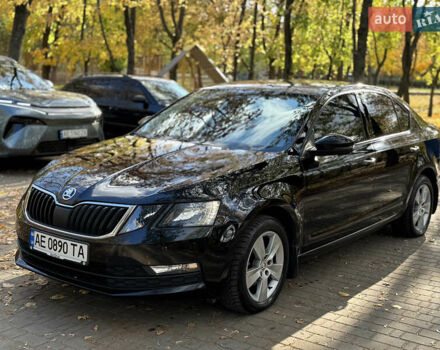 Черный Шкода Октавия, объемом двигателя 1.6 л и пробегом 99 тыс. км за 15700 $, фото 15 на Automoto.ua