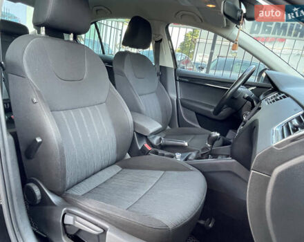 Чорний Шкода Октавія, об'ємом двигуна 2 л та пробігом 208 тис. км за 17999 $, фото 11 на Automoto.ua