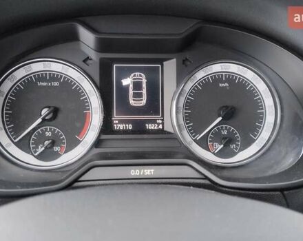 Чорний Шкода Октавія, об'ємом двигуна 1.6 л та пробігом 178 тис. км за 14300 $, фото 10 на Automoto.ua