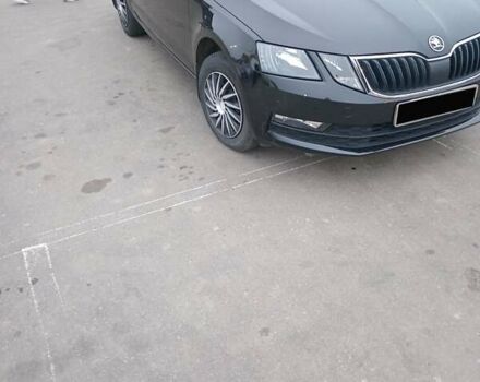 Черный Шкода Октавия, объемом двигателя 1.6 л и пробегом 93 тыс. км за 16000 $, фото 5 на Automoto.ua