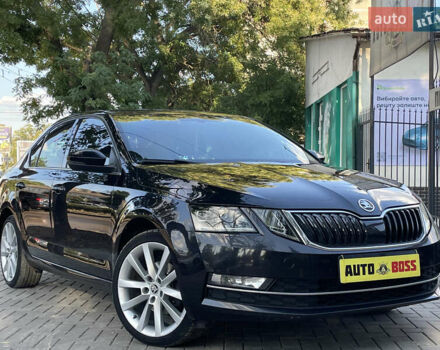 Чорний Шкода Октавія, об'ємом двигуна 2 л та пробігом 208 тис. км за 17999 $, фото 2 на Automoto.ua