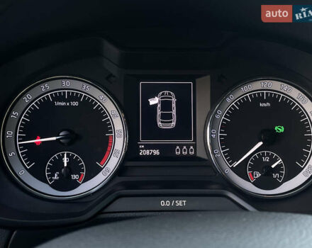 Чорний Шкода Октавія, об'ємом двигуна 2 л та пробігом 208 тис. км за 17999 $, фото 17 на Automoto.ua