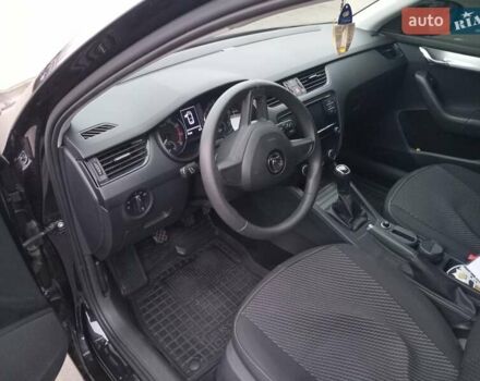 Черный Шкода Октавия, объемом двигателя 1.6 л и пробегом 93 тыс. км за 16000 $, фото 7 на Automoto.ua