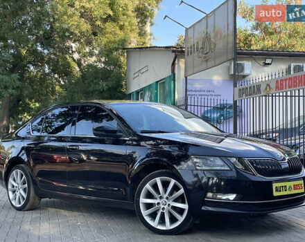 Чорний Шкода Октавія, об'ємом двигуна 2 л та пробігом 208 тис. км за 17999 $, фото 3 на Automoto.ua