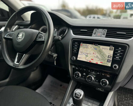 Шкода Октавия 2019 в Береговом на Automoto.ua Черный Шкода Октавия, объемом двигателя 1.97 л и пробегом 244 тыс. км за 15500 $, фото 31 на Automoto.ua