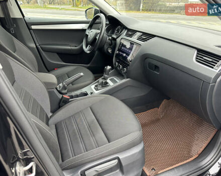 Черный Шкода Октавия, объемом двигателя 1.4 л и пробегом 87 тыс. км за 16700 $, фото 36 на Automoto.ua