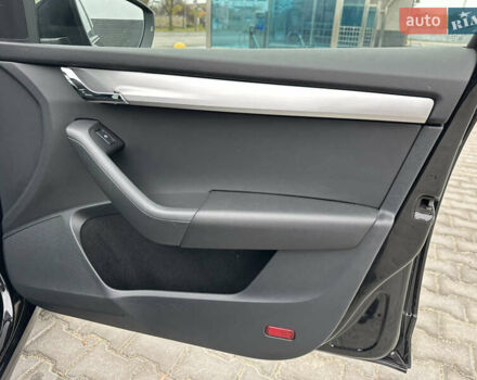 Черный Шкода Октавия, объемом двигателя 1.4 л и пробегом 87 тыс. км за 16700 $, фото 35 на Automoto.ua