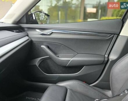 Шкода Октавия 2020 в Ужгороде на Automoto.ua Черный Шкода Октавия, объемом двигателя 0 л и пробегом 139 тыс. км за 25999 $, фото 48 на Automoto.ua