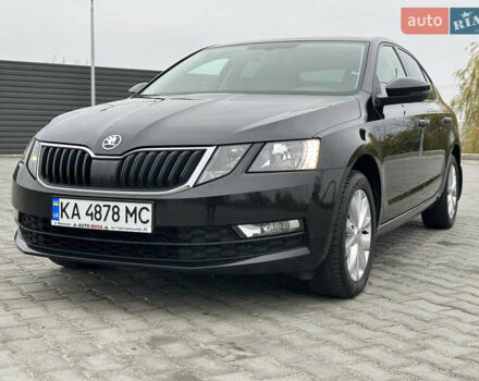 Черный Шкода Октавия, объемом двигателя 1.4 л и пробегом 87 тыс. км за 16700 $, фото 2 на Automoto.ua
