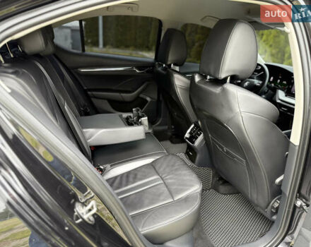 Чорний Шкода Октавія, об'ємом двигуна 1.97 л та пробігом 63 тис. км за 31700 $, фото 6 на Automoto.ua