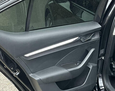 Чорний Шкода Октавія, об'ємом двигуна 1.97 л та пробігом 62 тис. км за 30000 $, фото 26 на Automoto.ua