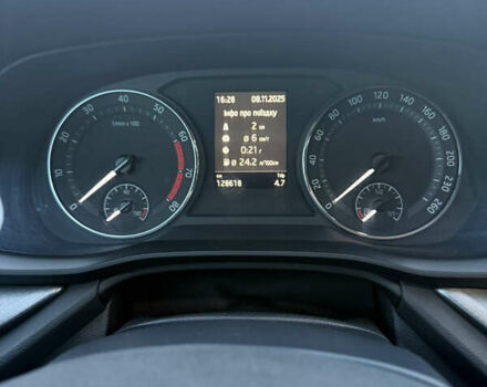 Черный Шкода Октавия, объемом двигателя 1.98 л и пробегом 128 тыс. км за 24300 $, фото 7 на Automoto.ua