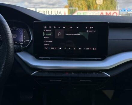 Шкода Октавия 2024 в Днепре (Днепропетровске) на Automoto.ua Черный Шкода Октавия, объемом двигателя 1.4 л и пробегом 29 тыс. км за 26850 $, фото 7 на Automoto.ua
