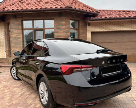 Чорний Шкода Октавія, об'ємом двигуна 1.4 л та пробігом 1 тис. км за 32500 $, фото 3 на Automoto.ua