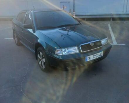 Черный Шкода Октавия, объемом двигателя 1.6 л и пробегом 290 тыс. км за 3999 $, фото 1 на Automoto.ua