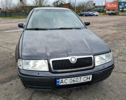 Черный Шкода Октавия, объемом двигателя 1.8 л и пробегом 370 тыс. км за 3500 $, фото 1 на Automoto.ua