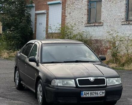 Черный Шкода Октавия, объемом двигателя 1.6 л и пробегом 255 тыс. км за 3175 $, фото 1 на Automoto.ua