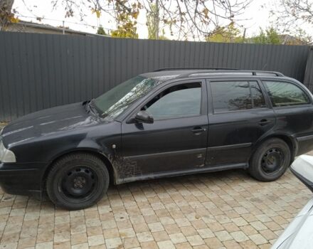 Черный Шкода Октавия, объемом двигателя 0 л и пробегом 330 тыс. км за 1831 $, фото 1 на Automoto.ua