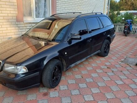 Шкода Октавия 2000 в Богуславе на Automoto.ua Черный Шкода Октавия, объемом двигателя 1.9 л и пробегом 333 тыс. км за 3500 $, фото 1 на Automoto.ua