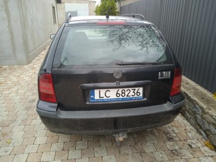 Черный Шкода Октавия, объемом двигателя 0 л и пробегом 330 тыс. км за 1806 $, фото 1 на Automoto.ua