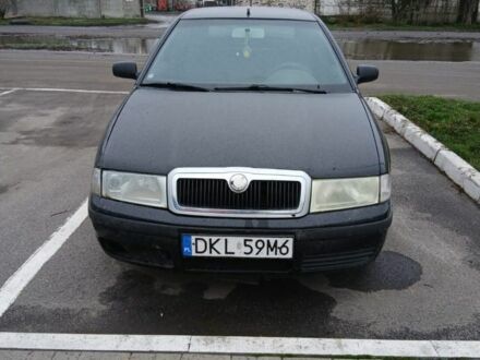 Черный Шкода Октавия, объемом двигателя 1.9 л и пробегом 200 тыс. км за 1000 $, фото 1 на Automoto.ua