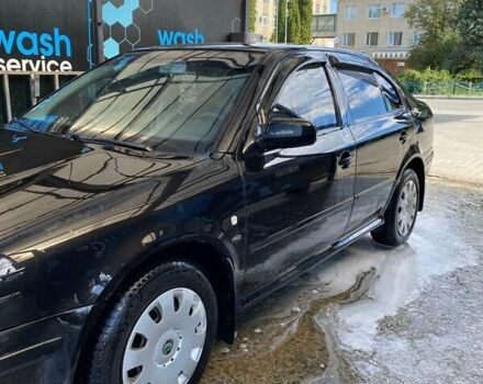 Чорний Шкода Октавія, об'ємом двигуна 1.8 л та пробігом 250 тис. км за 4000 $, фото 1 на Automoto.ua
