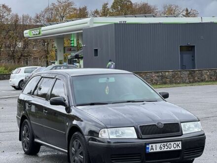 Чорний Шкода Октавія, об'ємом двигуна 1.6 л та пробігом 375 тис. км за 4600 $, фото 1 на Automoto.ua