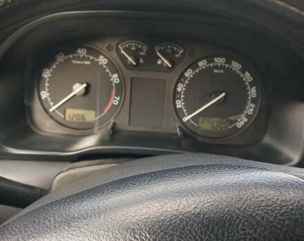 Черный Шкода Октавия, объемом двигателя 1.6 л и пробегом 291 тыс. км за 4300 $, фото 1 на Automoto.ua