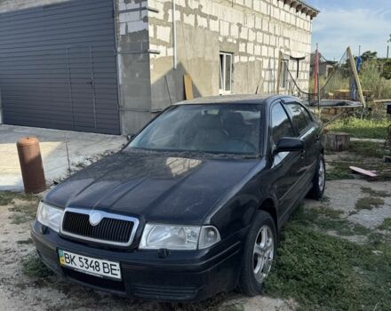 Черный Шкода Октавия, объемом двигателя 1.8 л и пробегом 500 тыс. км за 1005 $, фото 1 на Automoto.ua