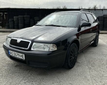 Черный Шкода Октавия, объемом двигателя 1.9 л и пробегом 323 тыс. км за 3800 $, фото 1 на Automoto.ua