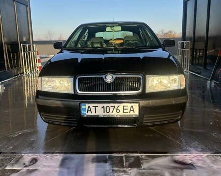 Черный Шкода Октавия, объемом двигателя 1.6 л и пробегом 238 тыс. км за 3600 $, фото 1 на Automoto.ua
